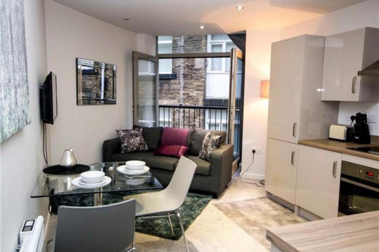 Stayzo Modern 1 In Bradford Apartment *